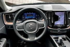 Used 2022 Volvo XC60 B5 AWD Momentum at Pre-Owned Plus near San Antonio, TX