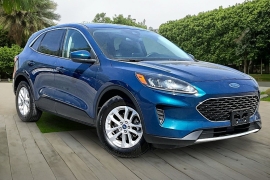 Used 2020  Ford Escape 4d SUV FWD SE at Pre-Owned Plus near San Antonio&comma; TX