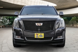 Used 2018  Cadillac Escalade ESV 4d SUV 4WD Platinum at Pre-Owned Plus near San Antonio, TX