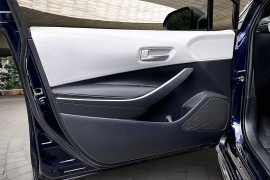 Used 2020  Toyota Corolla 4d Sedan SE CVT at Pre-Owned Plus near San Antonio, TX