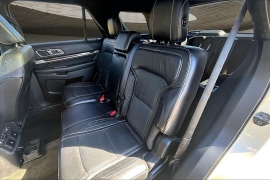 Used 2018  Ford Explorer 4d SUV 4WD Platinum at Pre-Owned Plus near San Antonio&comma; TX