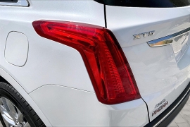 Used 2019  Cadillac XT5 4d SUV AWD Platinum at Pre-Owned Plus near San Antonio&comma; TX