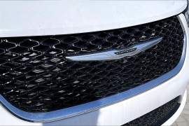 Used 2023  Chrysler Pacifica Limited FWD at Pre-Owned Plus near San Antonio&comma; TX