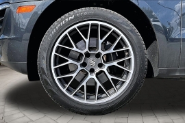 Used 2018  Porsche Macan 4d SUV AWD at Pre-Owned Plus near San Antonio&comma; TX