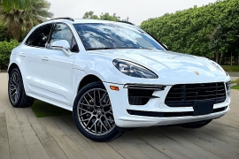Used 2021  Porsche Macan Turbo AWD at Pre-Owned Plus near San Antonio&comma; TX