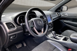 Used 2019  Jeep Grand Cherokee 4d SUV 2WD Laredo Altitude at Pre-Owned Plus near San Antonio&comma; TX