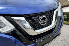 Used 2018  Nissan Rogue 4d SUV FWD SV at Pre-Owned Plus near San Antonio&comma; TX