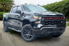 Used 2023  Chevrolet Silverado 1500 2WD Crew Cab 147" Custom at Pre-Owned Plus near San Antonio&comma; TX