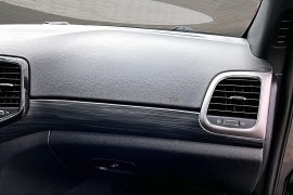 Used 2019  Jeep Grand Cherokee 4d SUV 2WD Laredo Altitude at Pre-Owned Plus near San Antonio&comma; TX