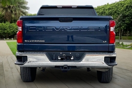Used 2020  Chevrolet Silverado 1500 2WD Crew Cab LT at Pre-Owned Plus near San Antonio&comma; TX