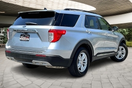 Used 2022 Ford Explorer XLT 4WD at Pre-Owned Plus near San Antonio, TX