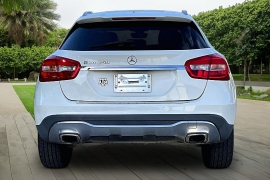Used 2018  Mercedes-Benz GLA-Class 4d SUV GLA250 at Pre-Owned Plus near San Antonio&comma; TX