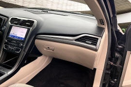 Used 2020  Ford Fusion Hybrid 4d Sedan FWD SE at Pre-Owned Plus near San Antonio&comma; TX