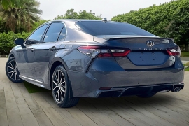 Used 2021  Toyota Camry SE Auto AWD at Pre-Owned Plus near San Antonio&comma; TX