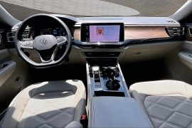 Used 2024  Volkswagen Atlas 2&period;0T SE w&sol;Technology FWD at Pre-Owned Plus near San Antonio&comma; TX