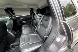 Used 2019  Jeep Cherokee 4d SUV 4WD Limited 3&period;2L at Pre-Owned Plus near San Antonio&comma; TX