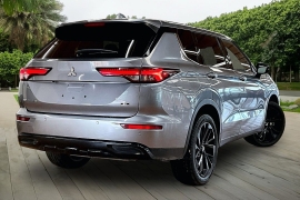 Used 2023  Mitsubishi Outlander SE FWD at Pre-Owned Plus near San Antonio&comma; TX