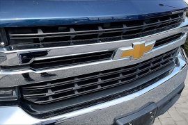Used 2020  Chevrolet Silverado 1500 2WD Crew Cab LT at Pre-Owned Plus near San Antonio&comma; TX