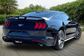 Used 2018  Ford Mustang 2d Fastback EcoBoost at Pre-Owned Plus near San Antonio&comma; TX