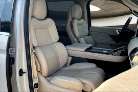Used 2021 Lincoln Navigator Reserve 4x4 at Pre-Owned Plus near San Antonio, TX