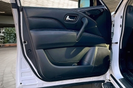 Used 2024  INFINITI QX80 LUXE AWD at Pre-Owned Plus near San Antonio&comma; TX