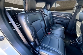 Used 2018  Ford Explorer 4d SUV 4WD Platinum at Pre-Owned Plus near San Antonio&comma; TX