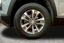 Used 2025  Chevrolet Equinox FWD 4dr LT w&sol;1LT at Pre-Owned Plus near San Antonio&comma; TX