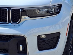 Used 2023 Jeep Grand Cherokee Overland 4x4 at Maxx Loans near ,