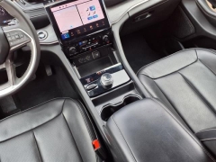 Used 2024 Jeep Grand Cherokee L Limited 4x4 at Maxx Loans near ,