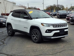  2025 Jeep Compass Limited 4x4 at Maxx Loans near St. Adrian, MI