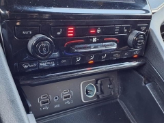 Used 2025  Jeep Grand Cherokee Laredo 4x4 at Maxx Loans near St&period; Adrian&comma; MI