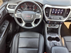 Used 2023 GMC Acadia AWD 4dr SLT at Maxx Loans near ,
