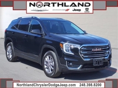 Used 2024 GMC Terrain AWD 4dr SLT at Maxx Loans near ,