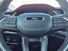 Used 2025  Jeep Grand Cherokee Limited 4x4 at Maxx Loans near St&period; Adrian&comma; MI