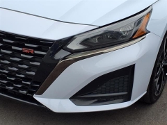 Used 2023 Nissan Altima 2.5 SR Sedan at Maxx Loans near ,