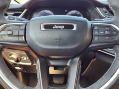 Used 2023 Jeep Grand Cherokee Laredo 4x4 at Maxx Loans near St. Adrian, MI