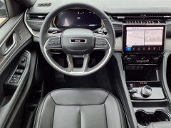 Used 2024 Jeep Grand Cherokee L Limited 4x4 at Maxx Loans near St. Adrian, MI