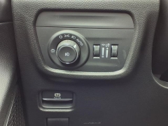 Used 2025  Jeep Grand Cherokee Limited 4x4 at Maxx Loans near St&period; Adrian&comma; MI