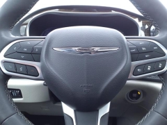 Used 2023 Chrysler Pacifica Limited FWD at Maxx Loans near St. Adrian, MI