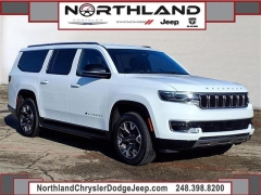 Used 2024  Jeep Wagoneer L Series III 4x4 at Maxx Loans near St&period; Adrian&comma; MI