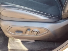 Used 2025  Jeep Grand Cherokee Laredo 4x4 at Maxx Loans near St&period; Adrian&comma; MI