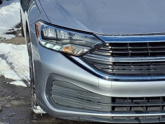 Used 2024  Volkswagen Jetta SE Auto at Maxx Loans near St&period; Adrian&comma; MI