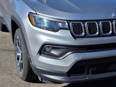 Used 2024  Jeep Compass Latitude 4x4 at Maxx Loans near St&period; Adrian&comma; MI