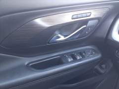 Used 2024 GMC Terrain AWD 4dr SLT at Maxx Loans near ,
