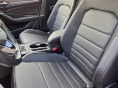 Used 2024  Volkswagen Jetta SE Auto at Maxx Loans near St&period; Adrian&comma; MI