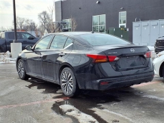 Used 2024  Nissan Altima 2&period;5 SV Sedan at Maxx Loans near St&period; Adrian&comma; MI