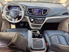 Used 2019 Chrysler Pacifica Limited FWD at Maxx Loans near St. Adrian, MI
