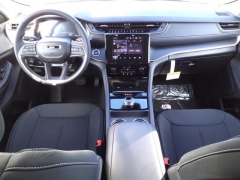 Used 2024 Jeep Grand Cherokee Laredo X 4x2 at Northland Chrysler Dodge Jeep Ram near Oak Park, MI