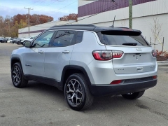 Used 2025  Jeep Compass Limited 4x4 at Maxx Loans near St&period; Adrian&comma; MI
