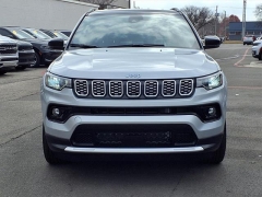 Used 2025  Jeep Compass Limited 4x4 at Maxx Loans near St&period; Adrian&comma; MI